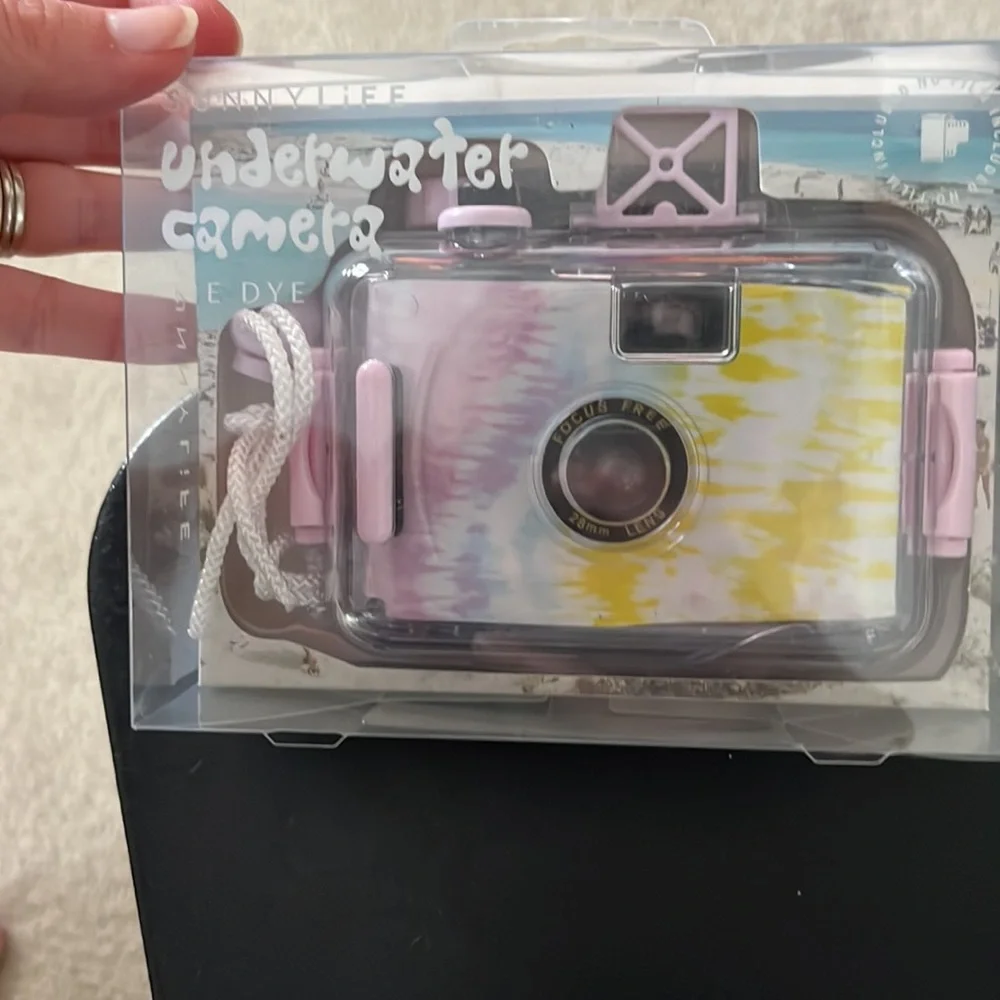 Brand new! SUNNYLIFE® Underwater Camera